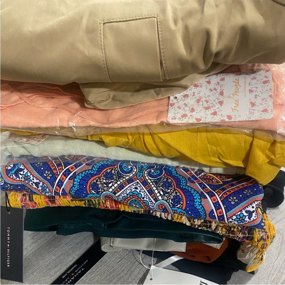 ❤️10pc Lot of clothing❤️